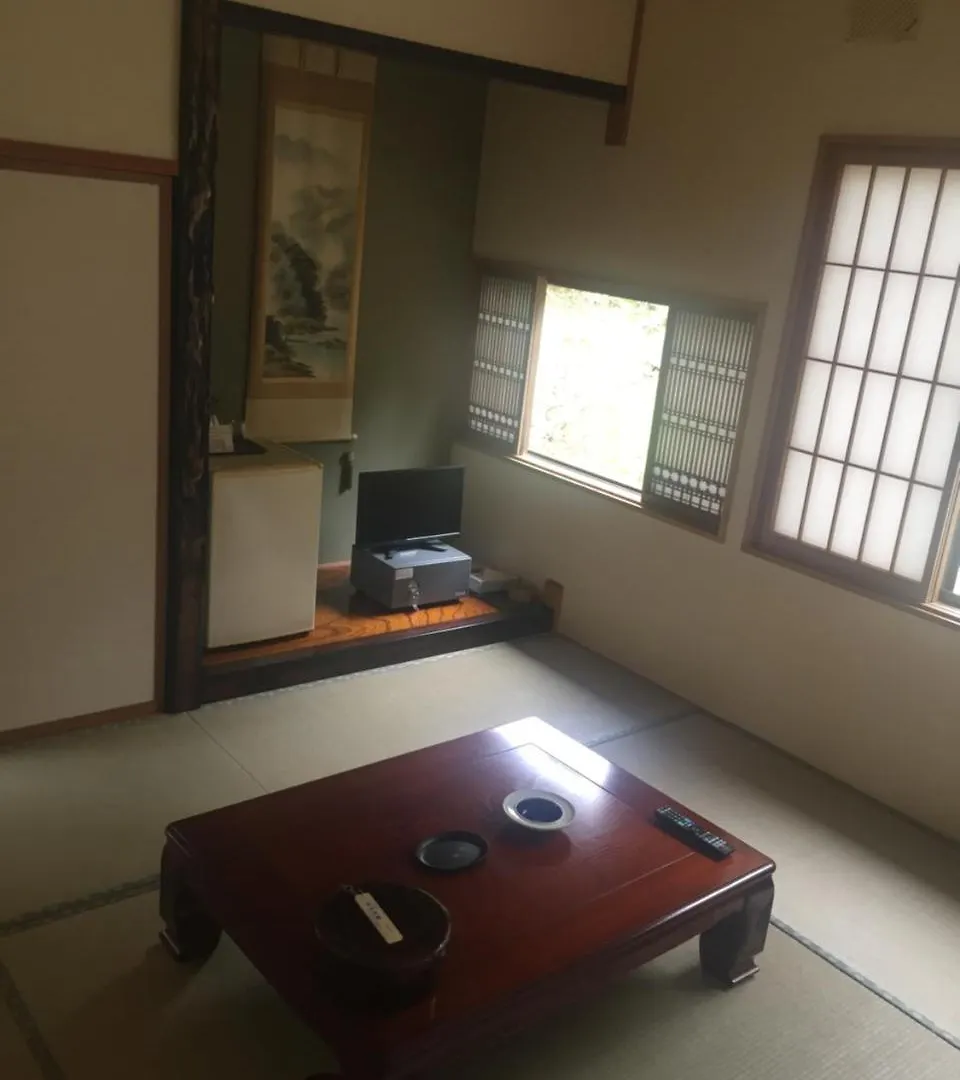 Karurusu Onsen Suzuki Ryokan Muroran